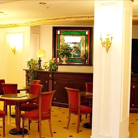 Otel The Major 4*
