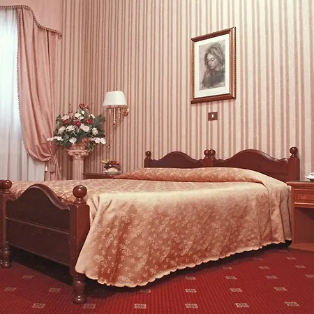 The Major Rome