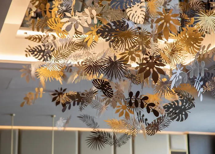 מלון The Major 4*